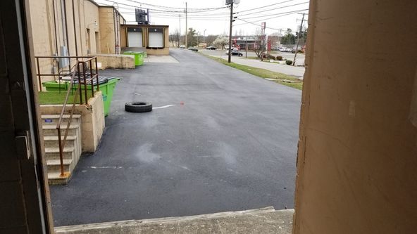 Cumberland Plaza: 100 Cumberland Plaza, Crossville, TN 38555